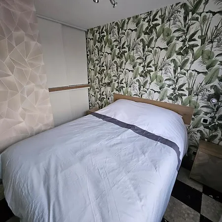 Apartment 2-4 Personnes