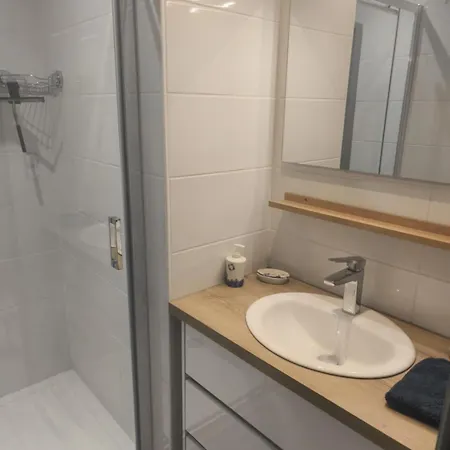 2-4 Personnes Apartment